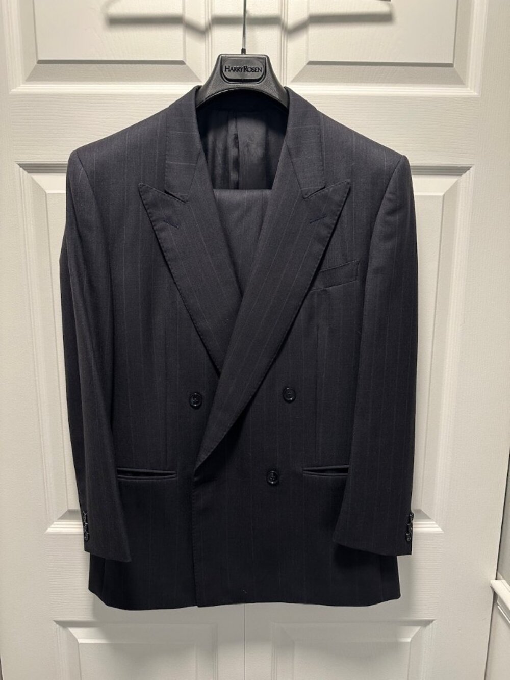 50 EU size-Zegna from Italy two Piece suite 100 % wool